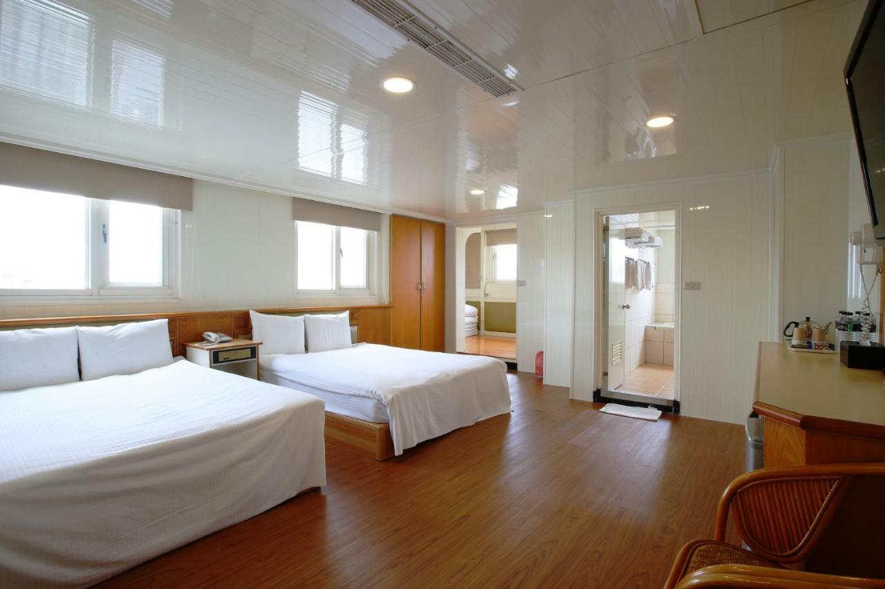 Lion Hotel Luodong Eksteriør bilde
